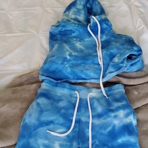 Fashion Nova cropped hoodie sweatsuits